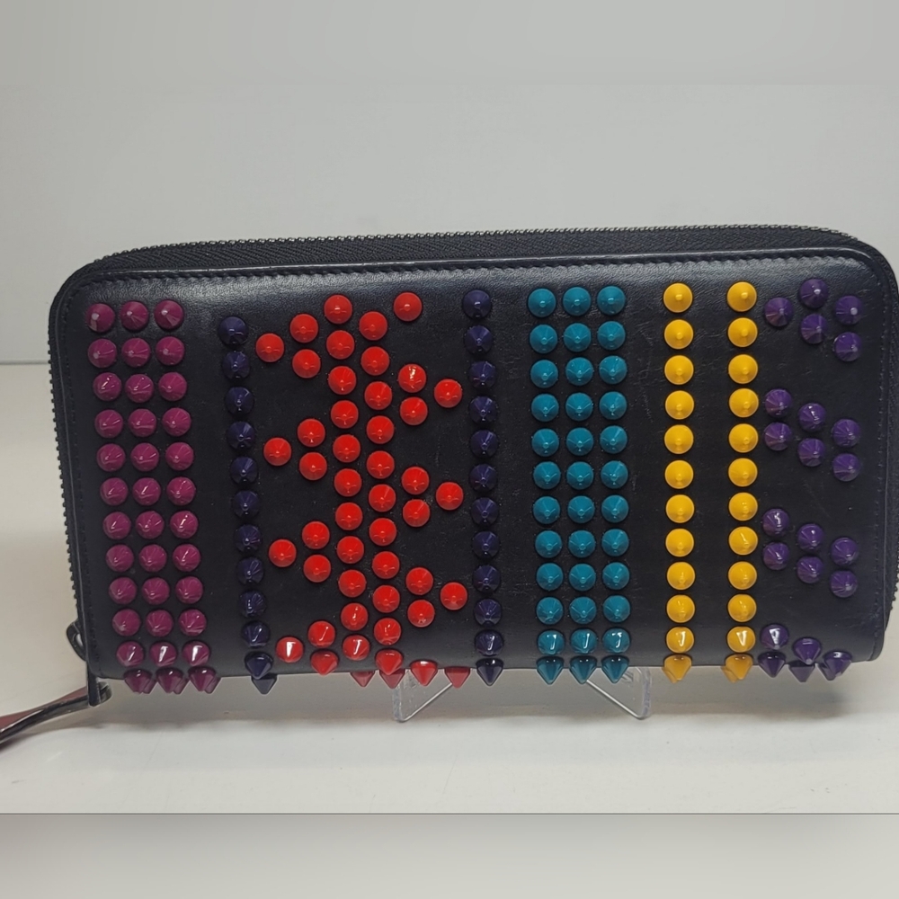 SOLD ❌Christian Louboutin Black Zippy Panettone Wallet - Picture 6 of 11